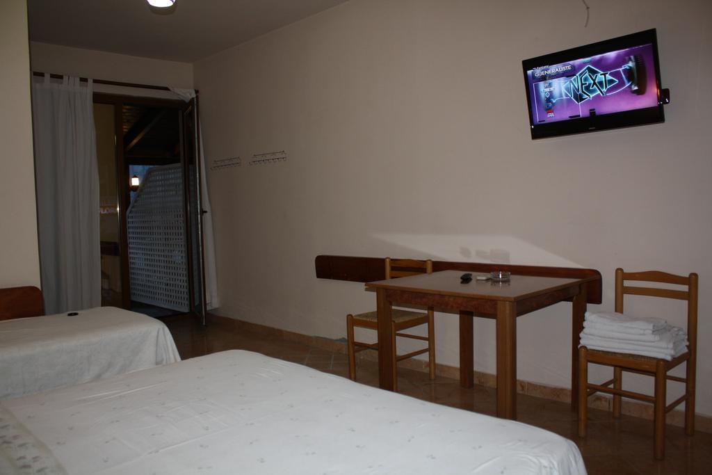Hotel Martini Vlore Ruang foto